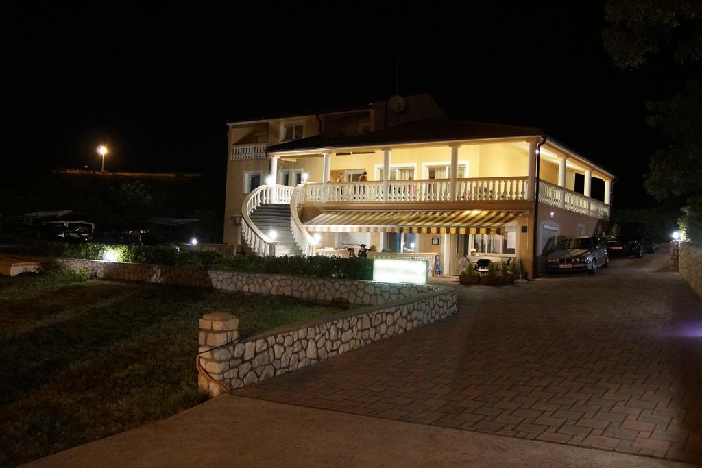 Appartamento Olive House Šimuni Esterno foto